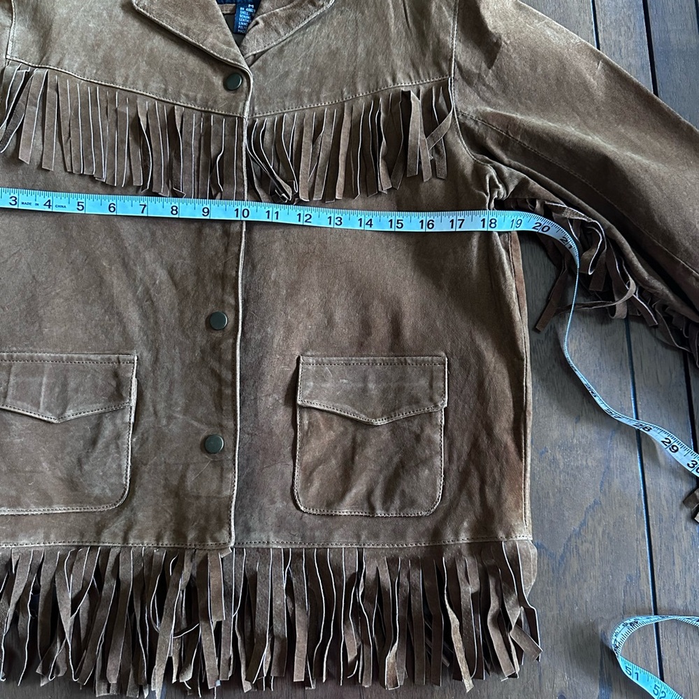 Women's Brown Suede Fringe Leather Jacket - Picture 4 of 7